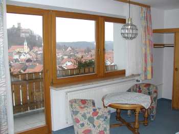 Doppelzimmer mit Ausblick auf die Burg