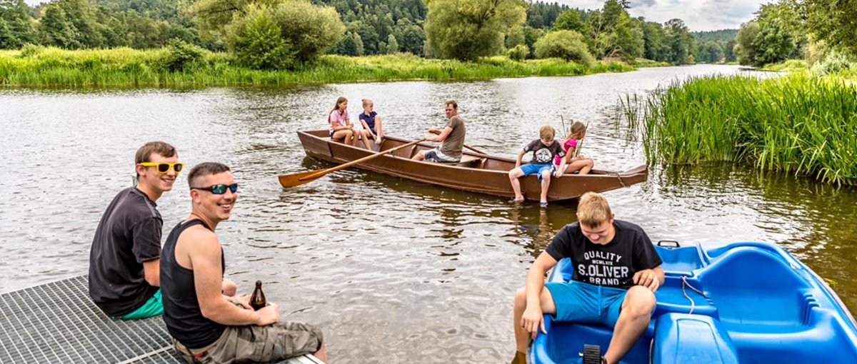 bartlhof-mossendorf-unterkunft-naab-fluss-angeln-boot-fahren