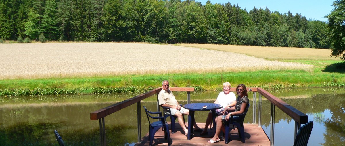 Ferienwohnung Fleischmann Roding Unterkunft für Monteure und Urlauber Erholung am Weiher
