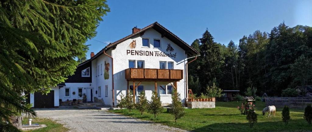 fohlenhof-zwieselau-pension-frauenau-uebernachtung-zimmer