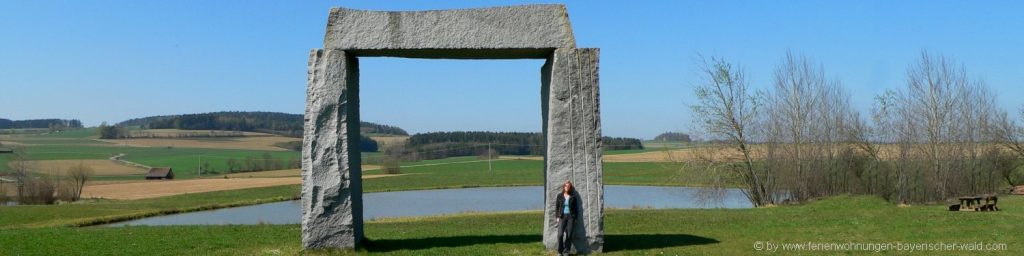 freizeitangebote-oberpfalz-ausflugsziele-stone-henge-attraktionen-bilder-1500