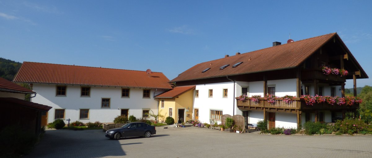 Du betrachtest gerade Ferienwohnung am Bauernhof Gillingerhof in Chamerau