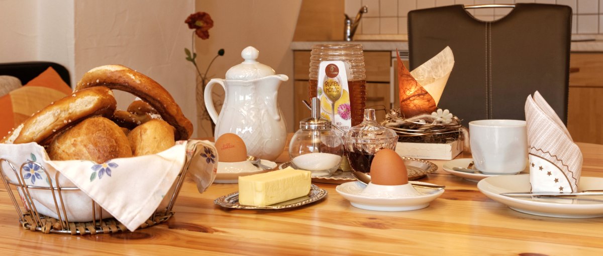 Gästehaus Jakob in Lalling Übernachtung mit Frühstück nähe Deggendorf