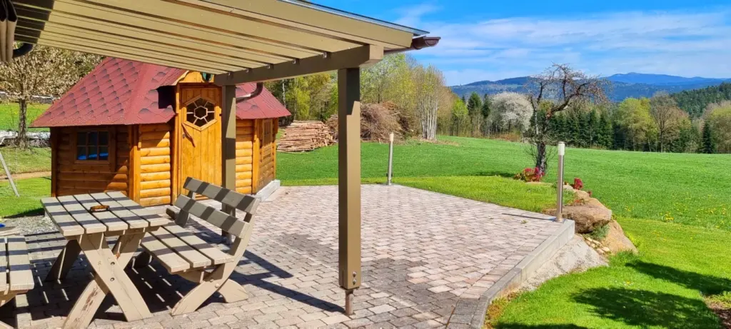 Ausblick vom Ferienhaus Gruppen Ferienhaus Terrasse Ferienhof Kopp mit Fernblick