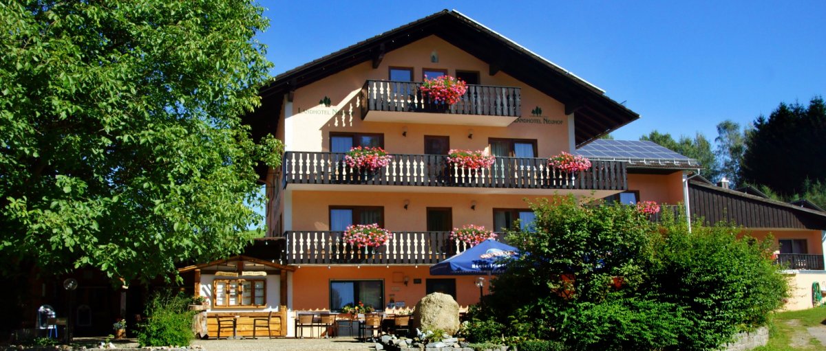 You are currently viewing Landhotel in Niederbayern am Brotjacklriegel in Zenting