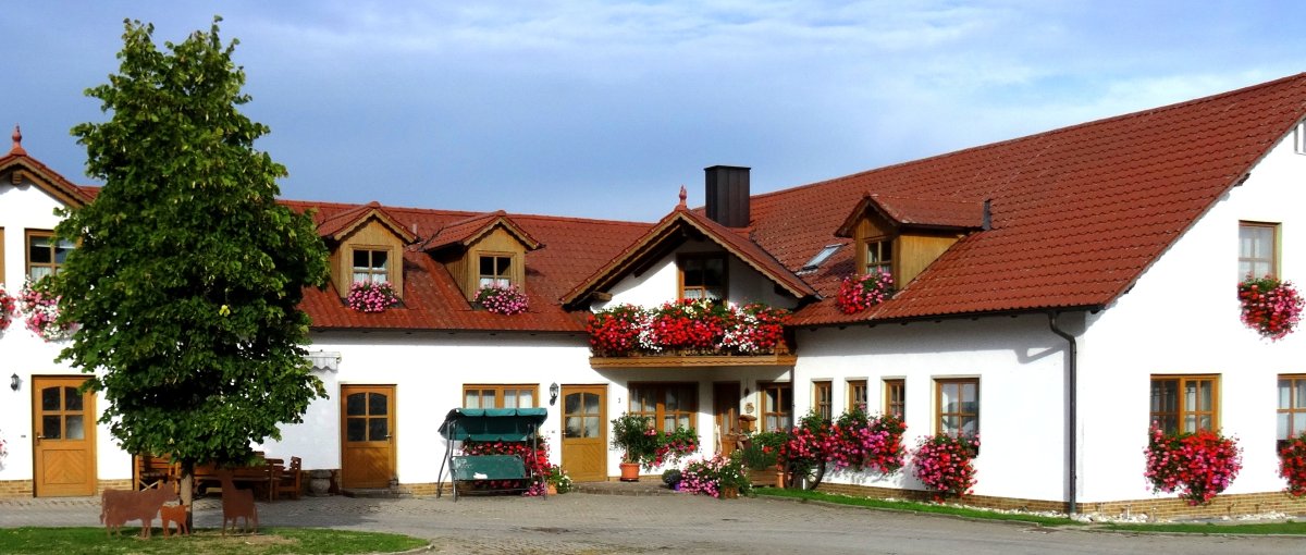 Du betrachtest gerade Bauernhof in Neunburg vorm Wald – Ponyhof bei Schwandorf