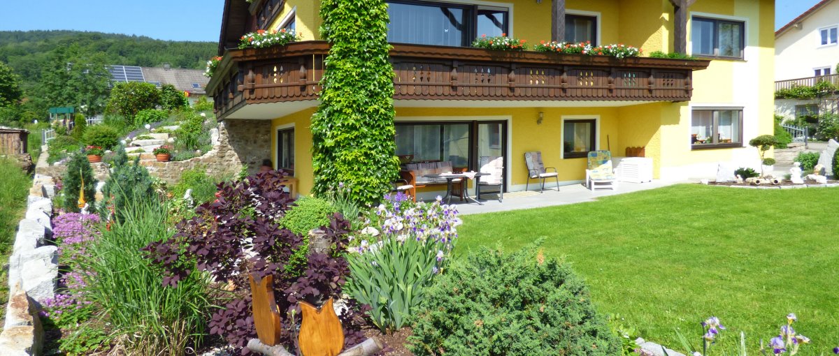 Du betrachtest gerade Ferienwohnung in Gleissenberg mit Garten und Terrasse