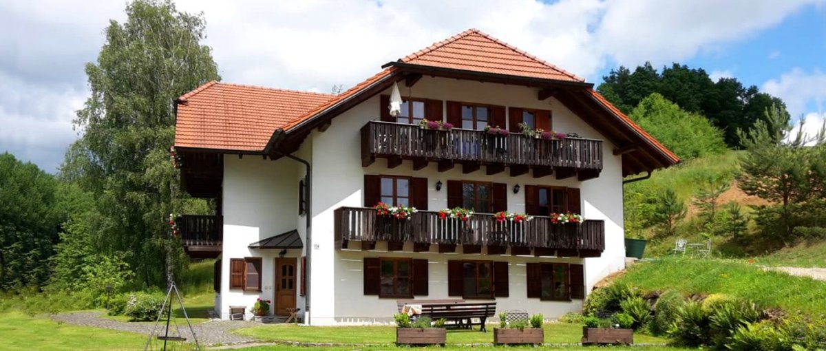 Du betrachtest gerade Forellenhof Adlmühl Falkenstein Ferienwohnung Solleder