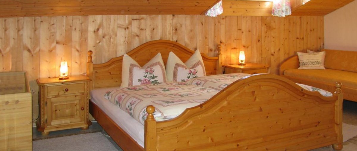 Urlaub und Übernachtung in Altreichenau nähe Neureichenau und Dreisessel Berg