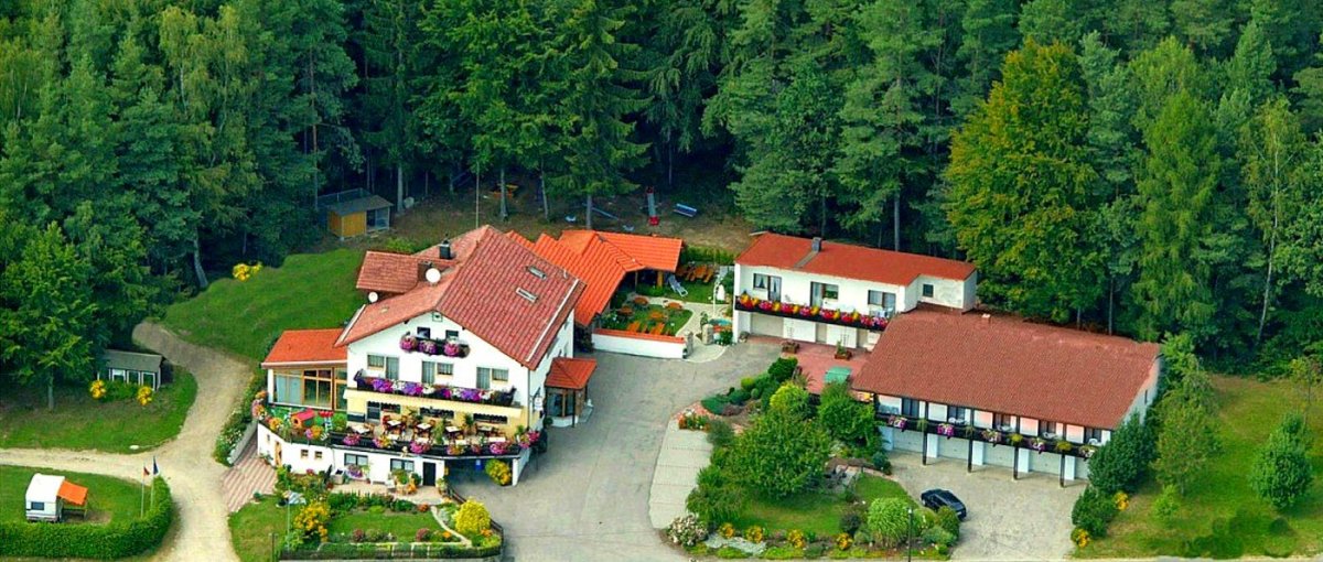 You are currently viewing Familien Landhotel Waldesruh in Ränkam bei Furth im Wald